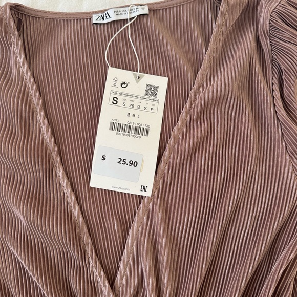 Zara Women’s Taupe Pleated Peplum long sleeve top NWT - Picture 3 of 5